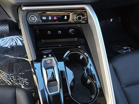 New 2025 Audi Q5 2.0T Premium Plus image 28