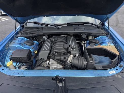 Used 2016 Dodge Challenger R/T Scat Pack w/ Leather Interior Group RWD image 9