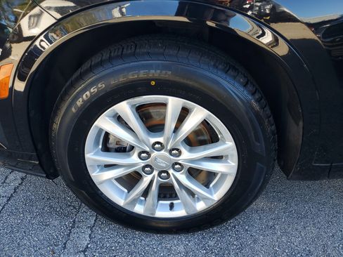 Used 2022 Cadillac XT6 Luxury image 7