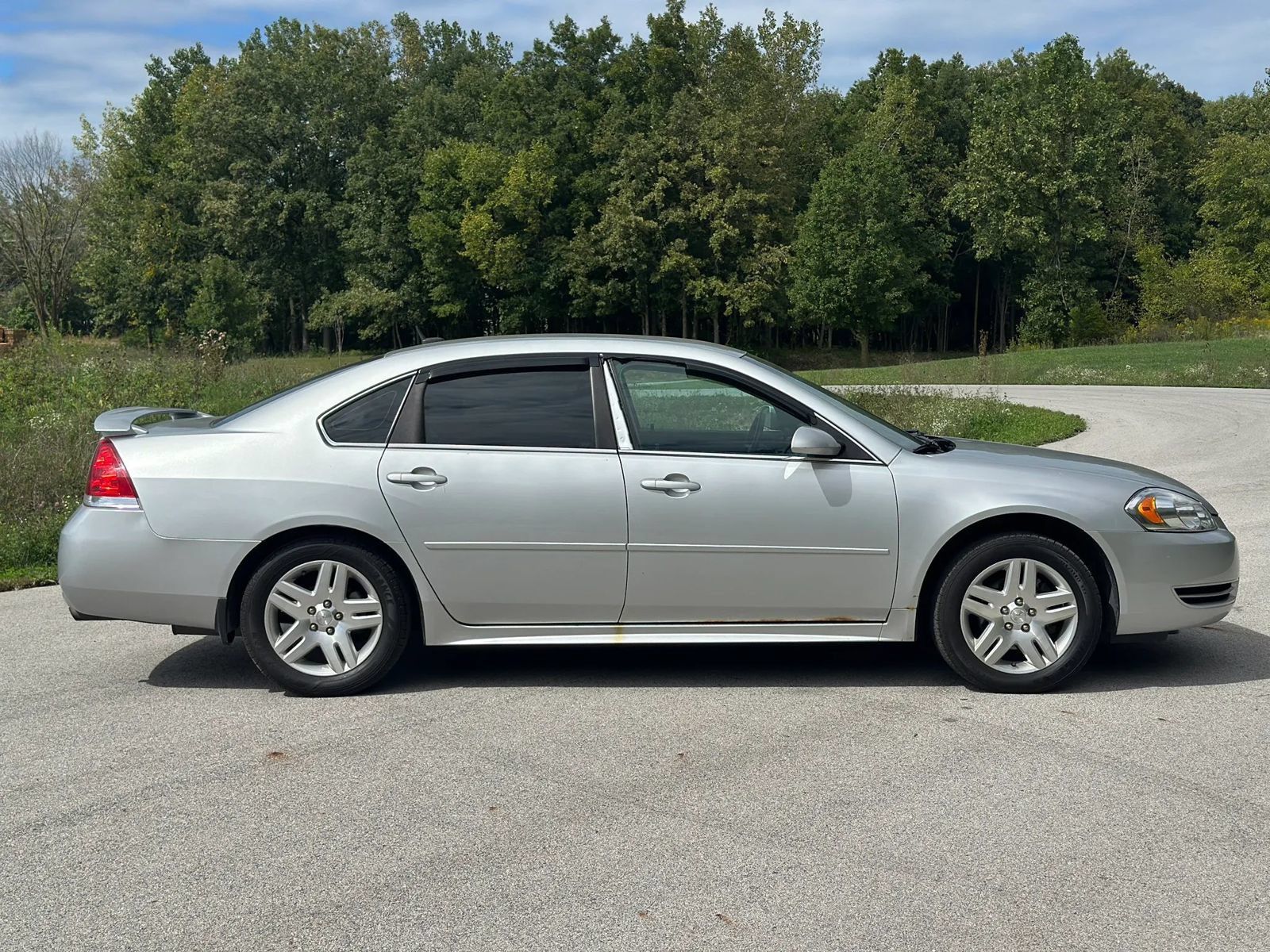 Used 2012 Chevrolet Impala LT FWD image 4