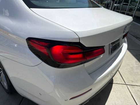 Used 2021 BMW 530i w/ Premium Package RWD image 15
