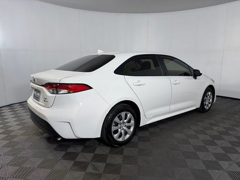 Used 2026 Toyota Corolla LE FWD image 7