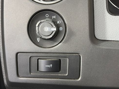 Used 2013 Ford F150 XLT w/ XLT Convenience Pkg image 22