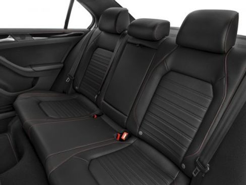 Used 2017 Volkswagen Jetta GLI image 14