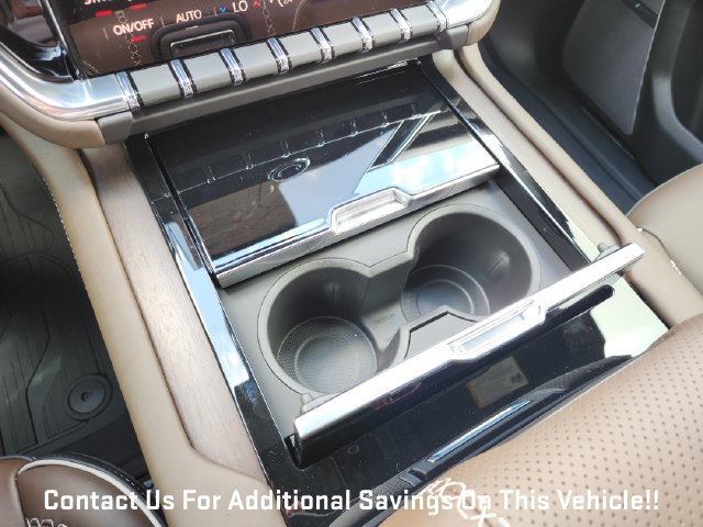New 2027 GMC Yukon Denali Ultimate w/ LPO, Floor Liner Package AWD/4WD image 15