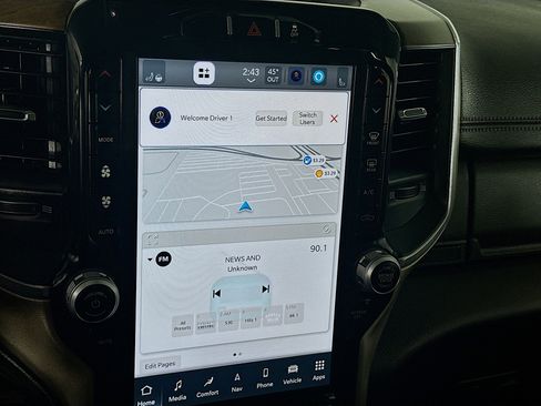 Used 2024 RAM 2500 Laramie image 21