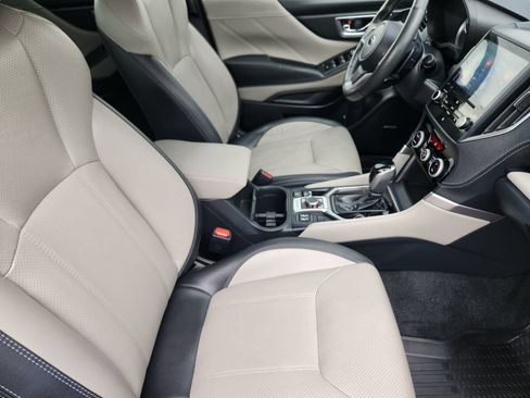 Used 2022 Subaru Forester Limited AWD/4WD image 17