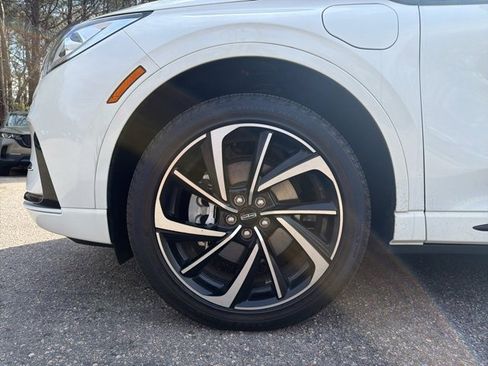 Used 2023 Lincoln Corsair Grand Touring image 9