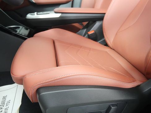 New 2026 BMW X1 xDrive28i AWD/4WD image 9