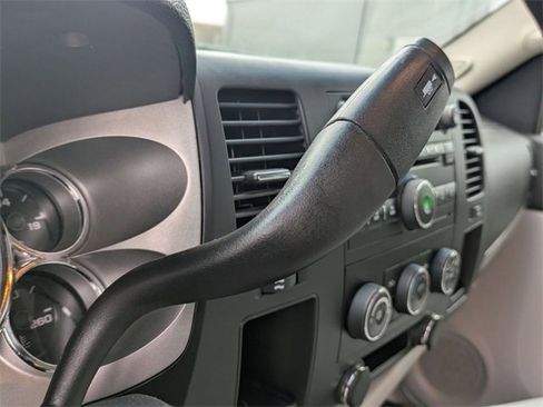 Used 2007 Chevrolet Silverado 1500 LT image 16