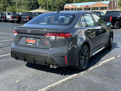 New 2026 Toyota Corolla SE FWD image 3