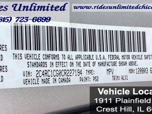 Used 2012 Chrysler Town & Country Touring-L w/ Entertainment Group #2 image 23