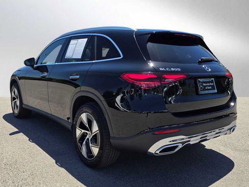 Used 2024 Mercedes-Benz GLC 300 4MATIC image 5
