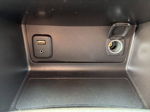 Used 2016 Chevrolet Colorado LT w/ LT Convenience Package image 41