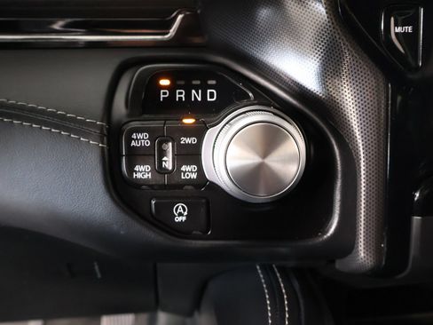Used 2024 RAM 1500 Limited AWD/4WD image 9