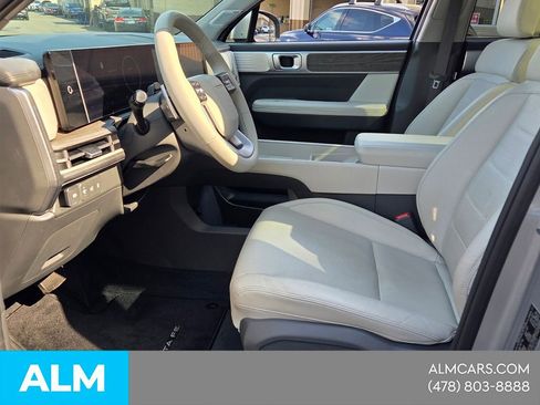 Used 2024 Hyundai Santa Fe Limited AWD/4WD image 4