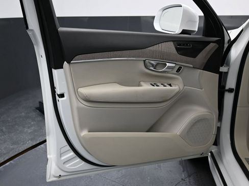 Used 2023 Volvo XC90 T8 Plus w/ Protection Package Premier image 42