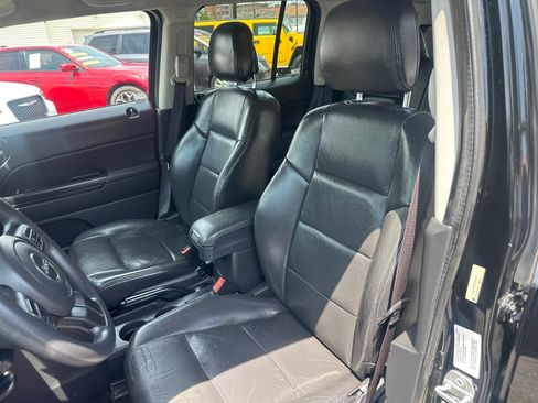 Used 2014 Jeep Patriot Sport w/ Power Value Group image 15