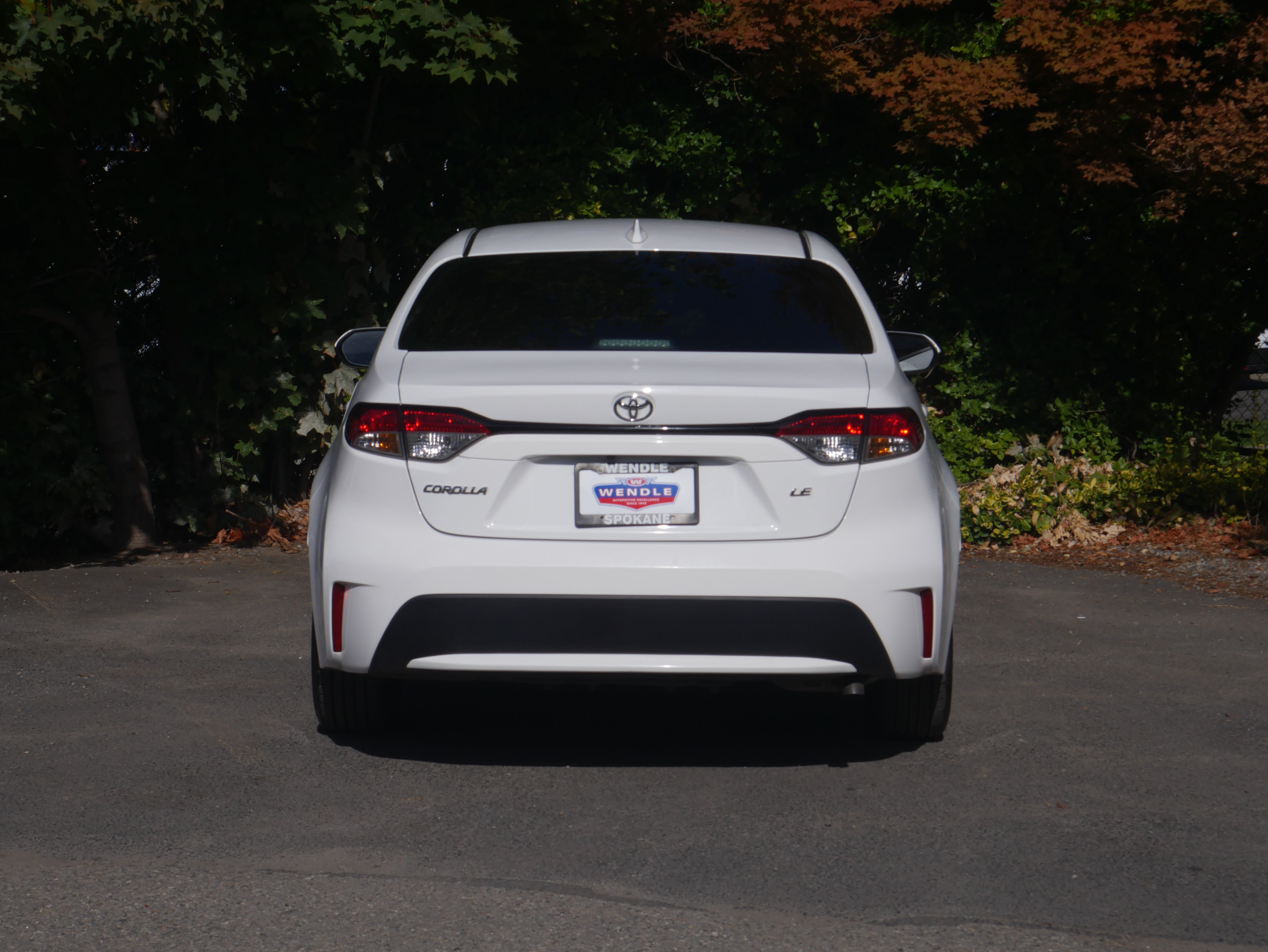 Used 2022 Toyota Corolla LE FWD image 13