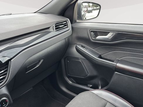 Used 2025 Ford Escape ST-Line Select AWD/4WD image 28