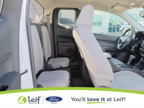 Used 2016 Chevrolet Colorado W/T w/ WT Convenience Package image 41