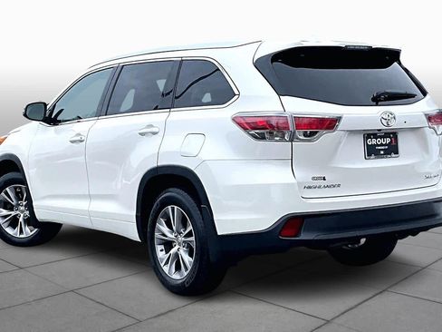 Used 2014 Toyota Highlander XLE image 12