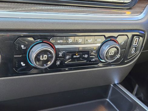 Used 2023 Chevrolet Silverado 1500 RST RWD image 21