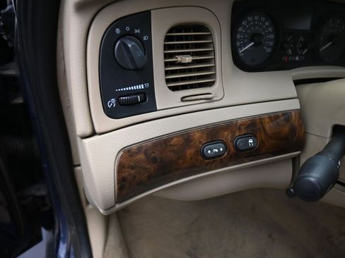 Used 2006 Mercury Grand Marquis LS image 12