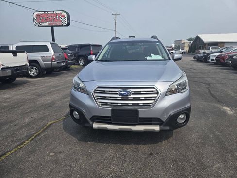 Used 2017 Subaru Outback 2.5i Limited image 14
