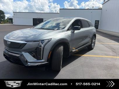 New 2027 Cadillac Optiq Luxury w/ LPO, Floor Liner Package