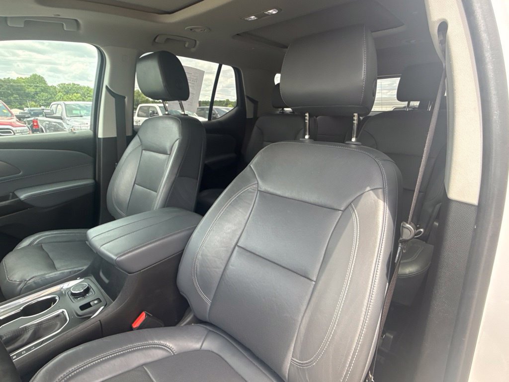 Used 2021 Chevrolet Traverse Premier AWD/4WD image 16