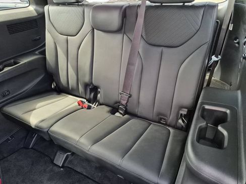 Used 2025 Hyundai Palisade SEL FWD image 31