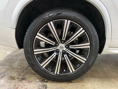 Used 2024 Volvo XC90 B6 Core AWD/4WD image 35