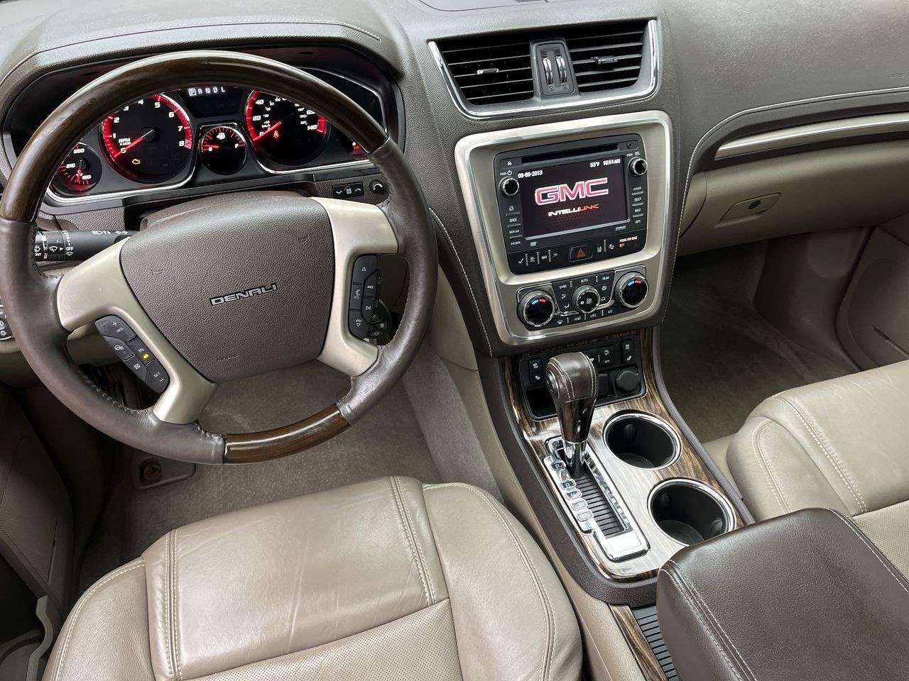 Used 2015 GMC Acadia Denali AWD/4WD image 16