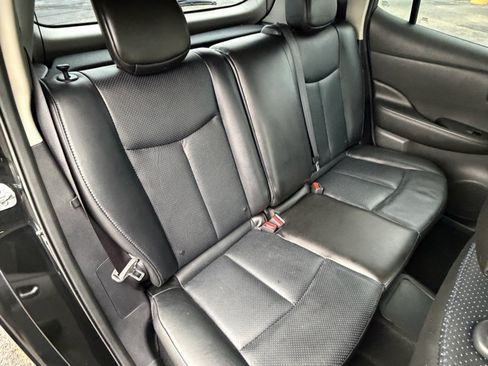 Used 2014 Nissan Leaf SL w/ Premium Package image 17