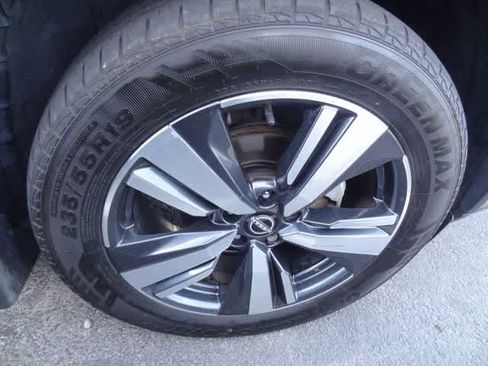 Used 2023 Nissan Rogue Platinum w/ Platinum Premium Package AWD/4WD image 26