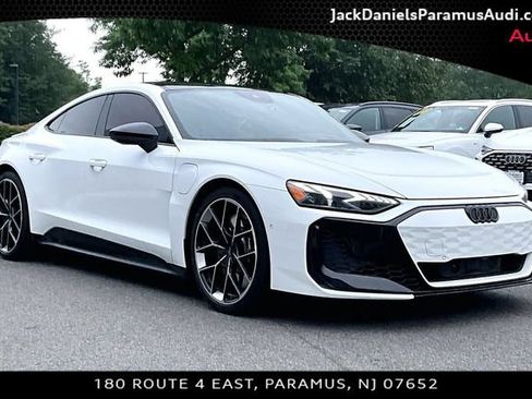Used 2025 Audi RS e-tron GT performance w/ 21" Wheel Package AWD/4WD image 9