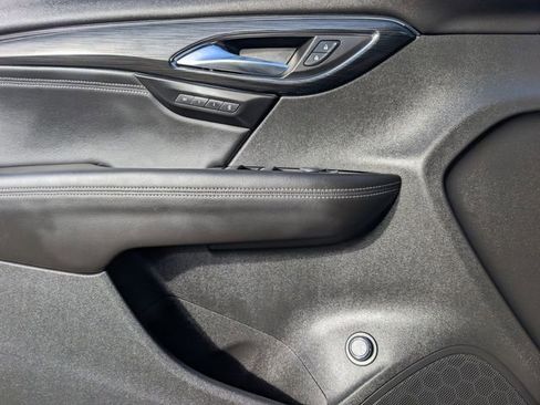 Used 2023 Buick Envision Essence w/ Technology Package I image 15