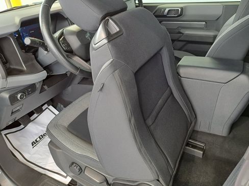 Used 2022 Ford Bronco Big Bend image 25