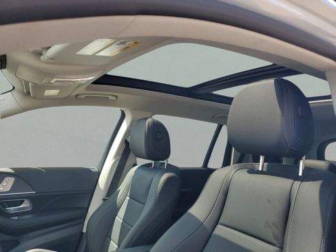 New 2026 Mercedes-Benz GLS 450 4MATIC image 27
