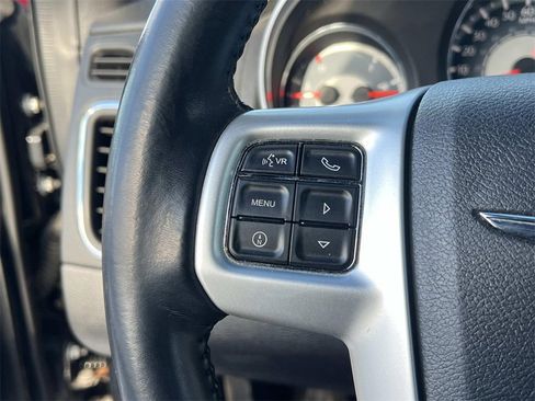 Used 2013 Chrysler 200 Limited w/ Sun/Sound Group image 23