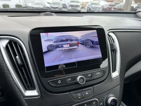 Used 2024 Chevrolet Malibu LT w/ Midnight Edition image 17