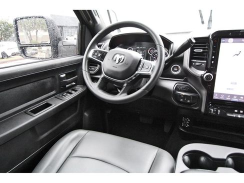 Used 2025 RAM 2500 Tradesman AWD/4WD image 8