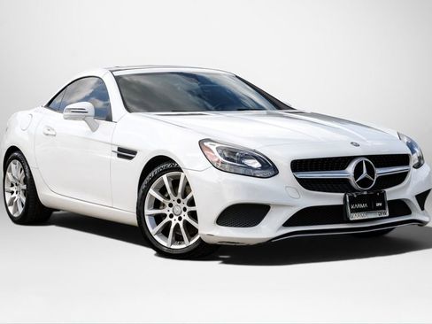 Used 2017 Mercedes-Benz SLC 300 image 4