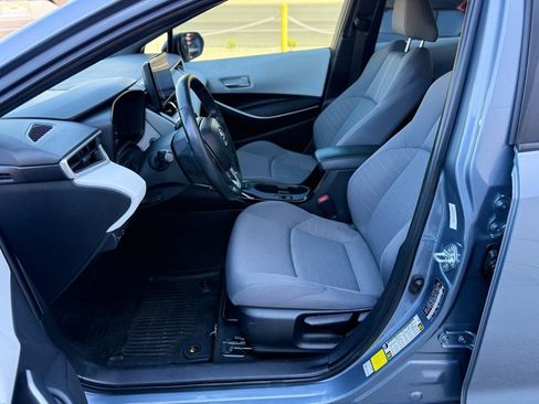 Used 2023 Toyota Corolla SE image 16