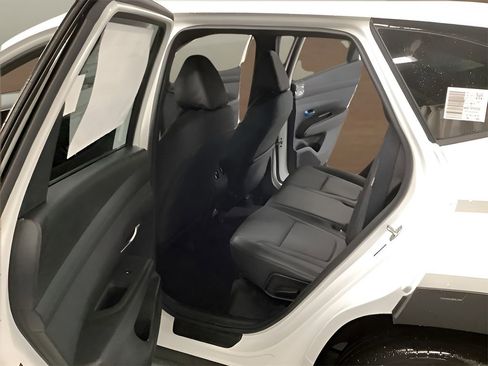 Certified 2025 Hyundai Tucson XRT AWD/4WD image 12