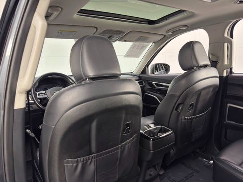 Used 2020 Kia Telluride S image 33