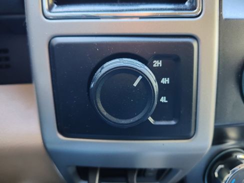 Used 2021 Ford F250 Lariat image 33