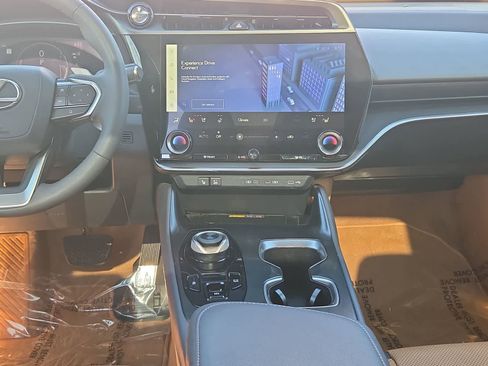 Used 2023 Lexus RZ 450e Premium image 29