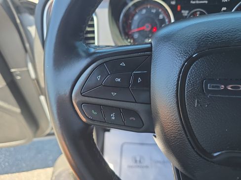 Used 2021 Dodge Charger SXT RWD image 21